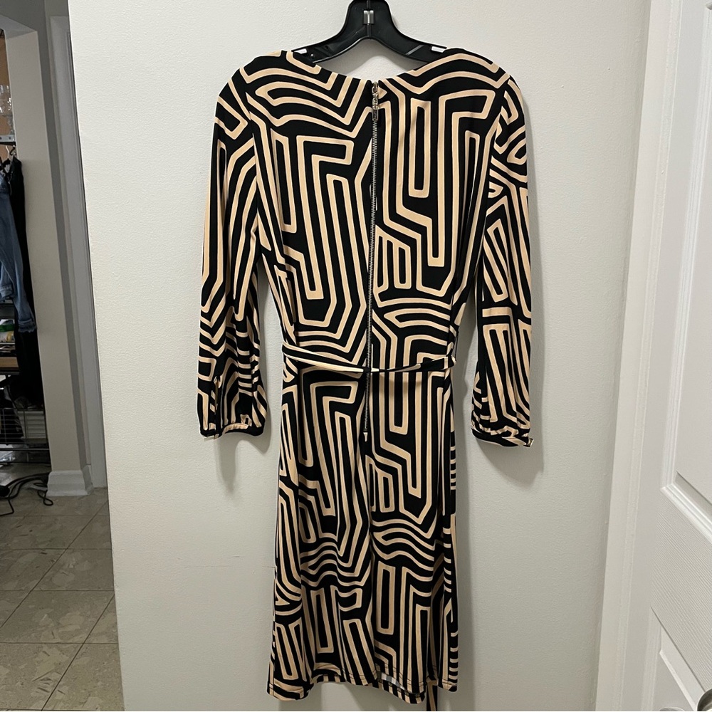 Joseph Ribkoff Dress Size 8 - Picture 3 of 14